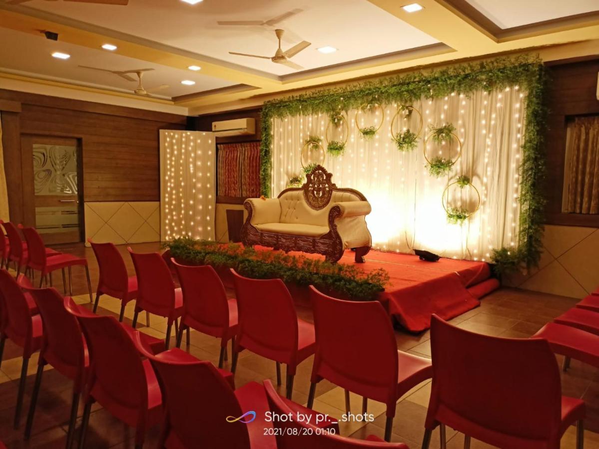 Kohinoor Hotels Erode Esterno foto